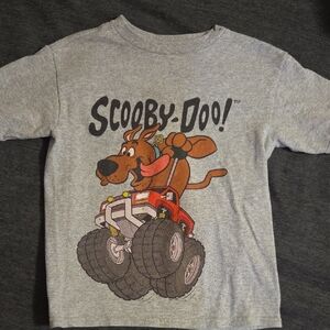 Scooby-Doo Graphic T-Shirt